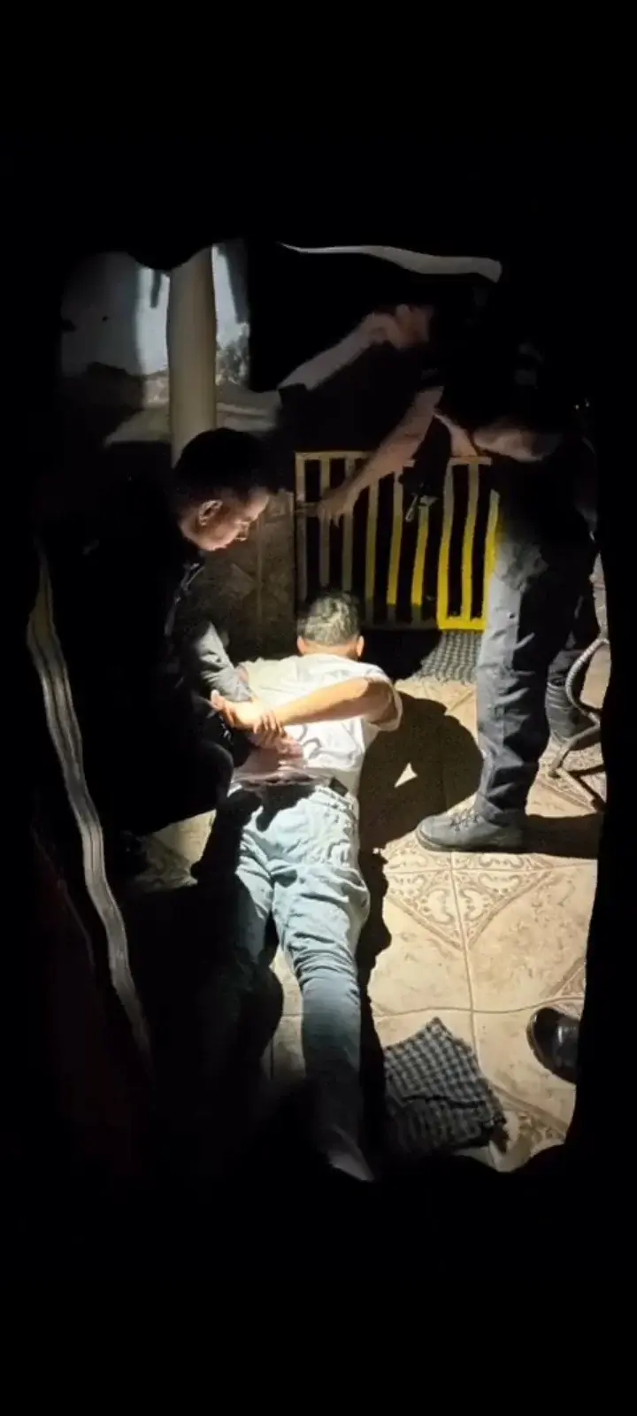  Grupo de criminosos que invadiram shopping para roubar celulares são alvos de operação policial em santo antônio descoberto