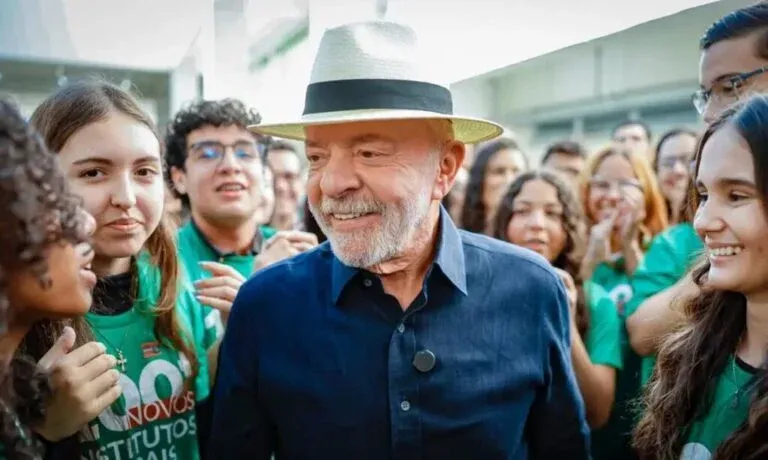Lula critica nova tarifa de 25% dos EUA sobre produtos brasileiros
