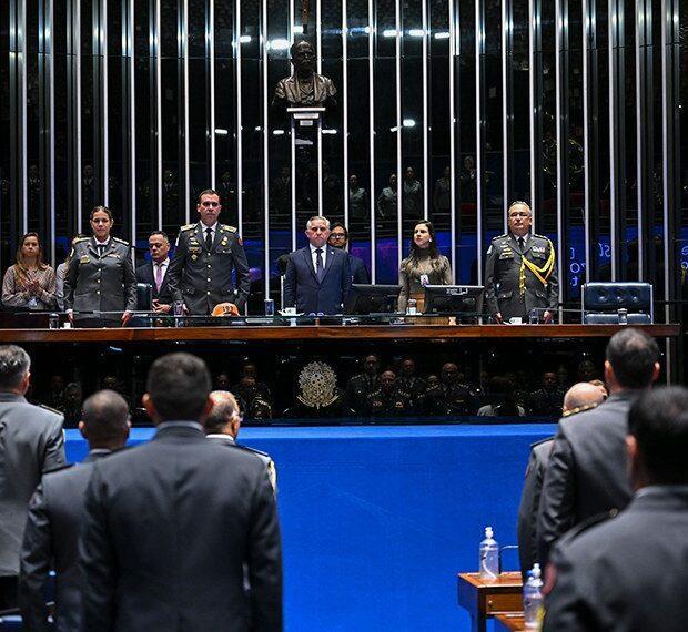 Congresso celebra os 170 anos do Corpo de Bombeiros do DF