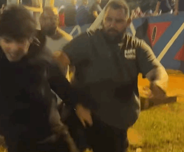Evento de Haddad na Unicamp tem confusão e briga com integrantes do MBL