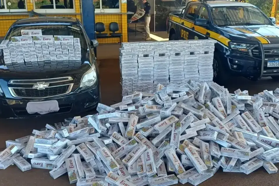 PRF apreende em rodovia Goiana 17 mil carteiras de cigarros contrabandeados