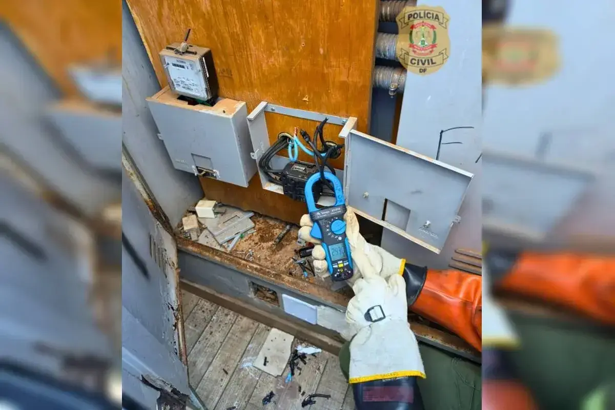 Supermercado é alvo da polícia civil após flagrante de furto de Energia