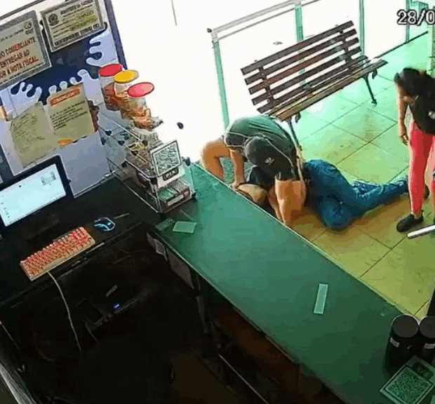 PMDF contém homem armado com faca após tentativa de invasão a academia em Ceilândia