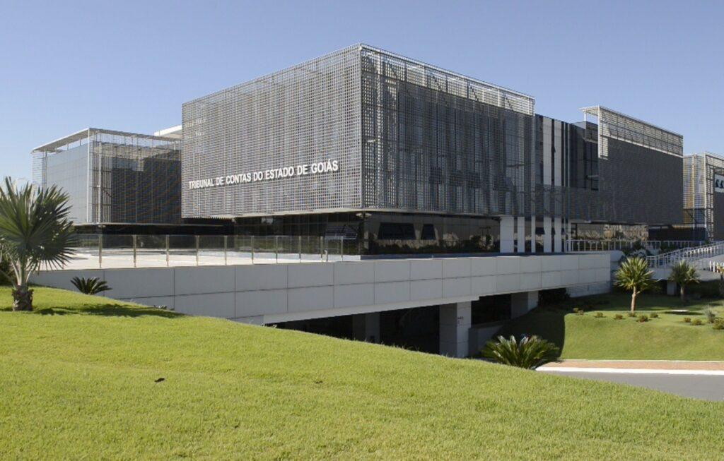 TCE-GO abre inscrições para vagas de concurso público com salário de R$ 11,8 mil
