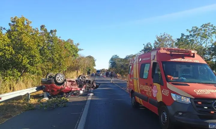 Acidente na BR 020 deixa cinco feridos e um morto neste domingo