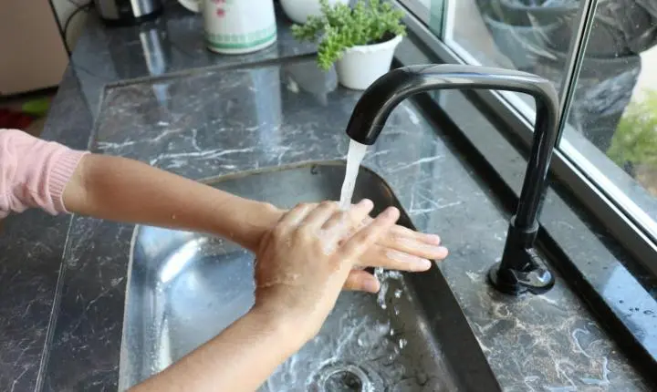 Saneago orienta consumo consciente de água durante período de estiagem em Goiás