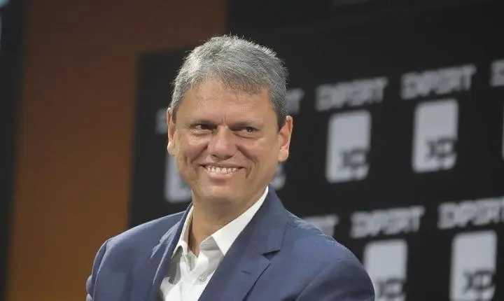 Tarcísio tem 45% de avaliação positiva no governo de São Paulo, diz Datafolha
