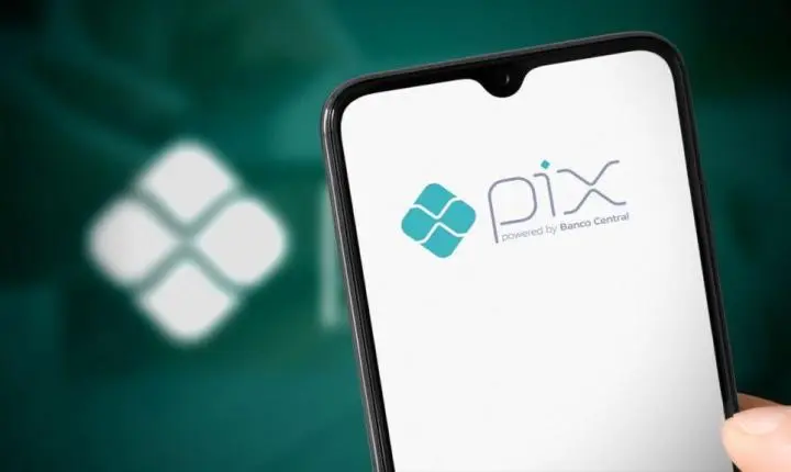 Usuários relatam instabilidade do PIX na manhã deste domingo 23/08